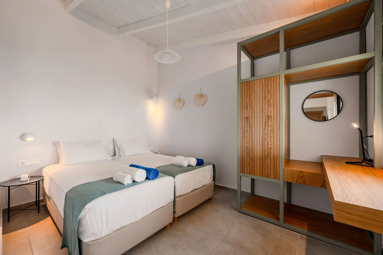 Anatolika — kitchen and living space